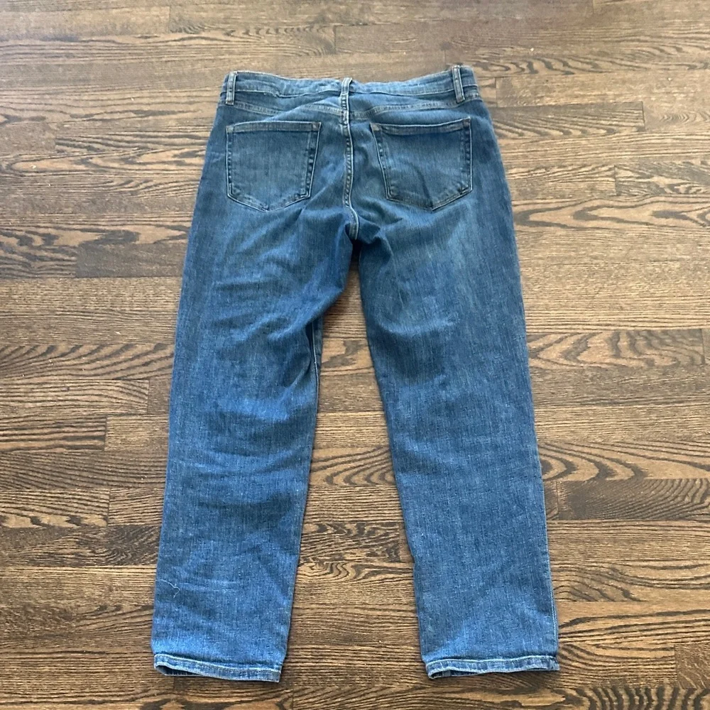 Chaps Women's Slim Boyfriend Jeans in Medium Blue Wash - Picture 2 of 2
